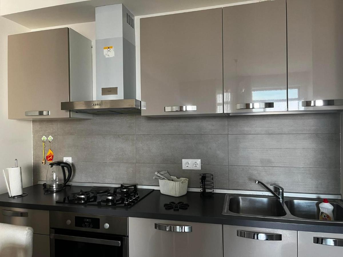 Sol'S M2 White Modern Apartments Tbilisi Exteriér fotografie