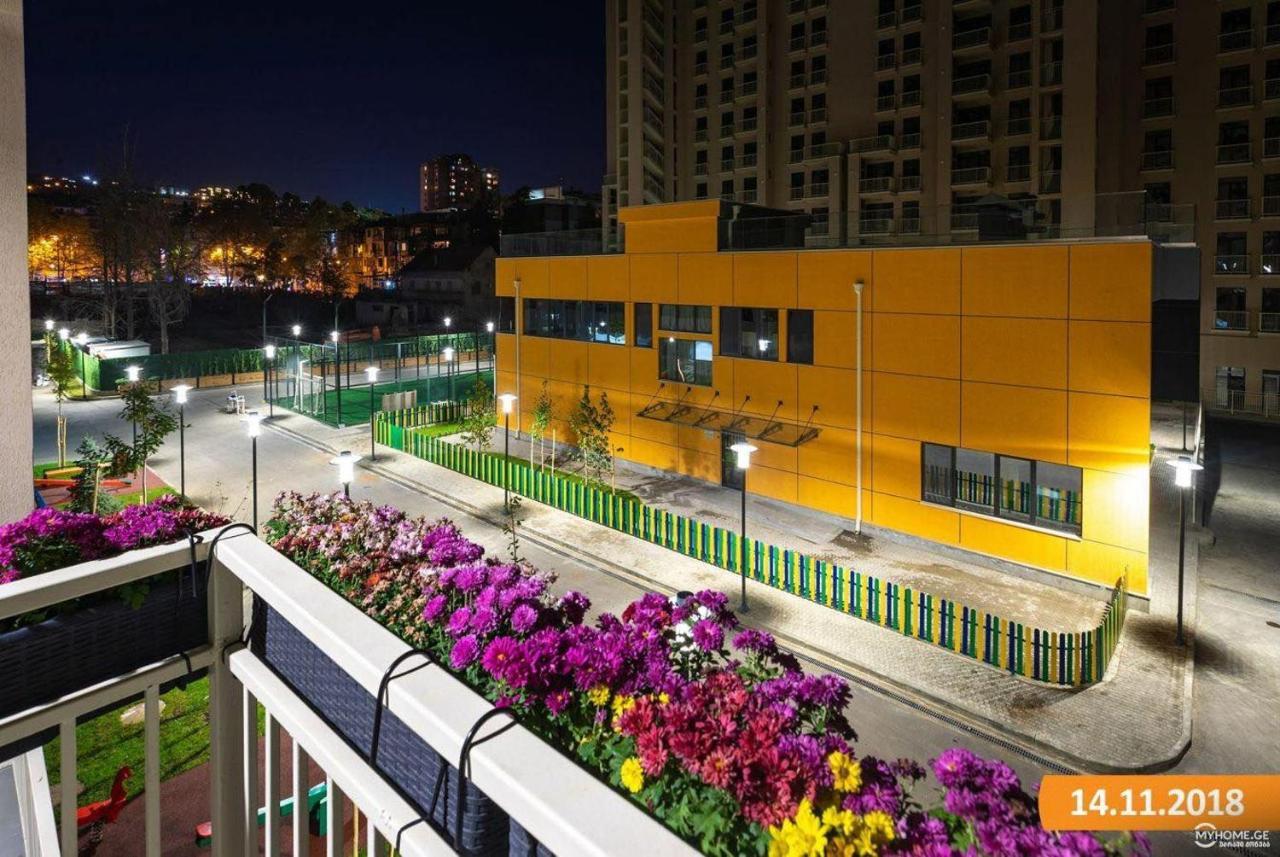 Sol'S M2 White Modern Apartments Tbilisi Exteriér fotografie